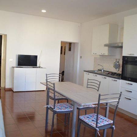 La Rada Apartment Porto Torres Luaran gambar
