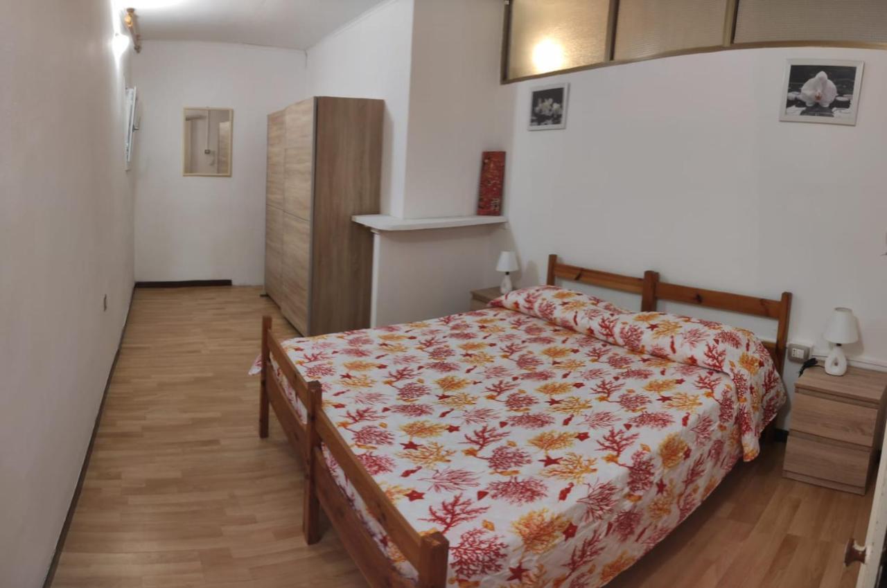 La Rada Apartment Porto Torres Luaran gambar